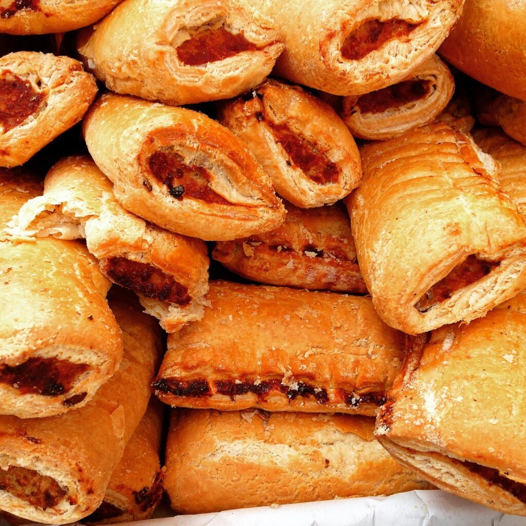 What Snacks Go Well with Coffee: Delicious Pairings