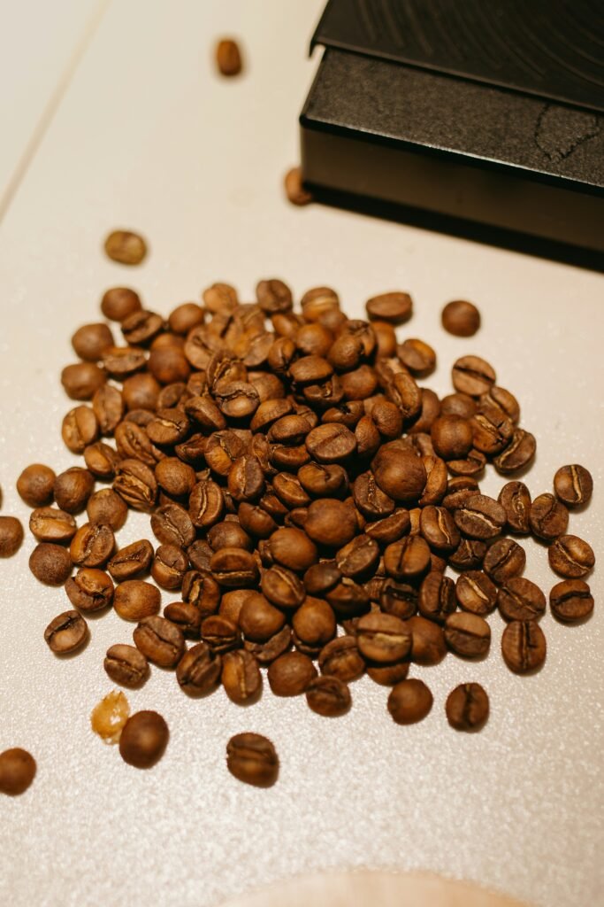 What to Serve with Coffee: Delicious Pairings and Snacks